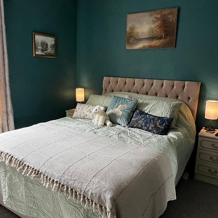 Robin'S Hollow: 2Bd Home Near Wrexham Afc Kültér fotó
