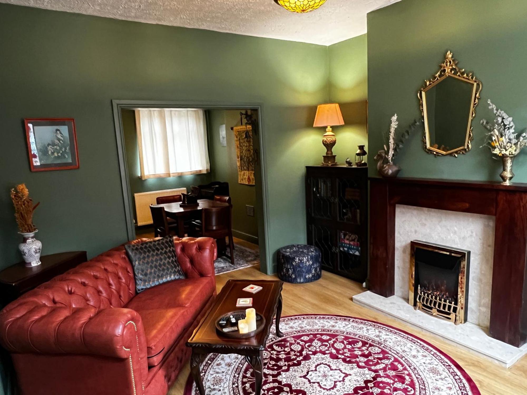 Robin'S Hollow: 2Bd Home Near Wrexham Afc Kültér fotó